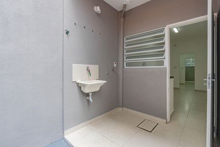 Casa para alugar com 90m², 2 quartos e 1 vaga Casa para alugar com 90m², 2 quartos e 1 vagaÁrea de Serviço