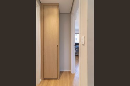 Apartamento à venda com 92m², 2 quartos e 1 vagaCorredor