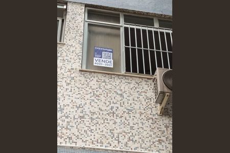 Apartamento à venda com 72m², 2 quartos e 1 vagaFachada