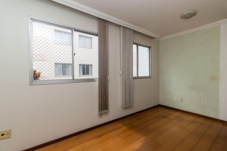 Sala de apartamento para alugar com 3 quartos, 75m² em Liberdade, Belo Horizonte
