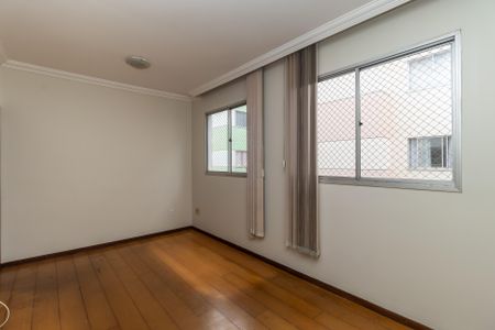 Sala de apartamento para alugar com 3 quartos, 75m² em Liberdade, Belo Horizonte