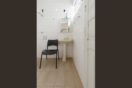 Casa à venda com 353m², 3 quartos e 2 vagas Casa à venda com 353m², 3 quartos e 2 vagasBanheiro suíte