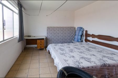 Casa à venda com 353m², 3 quartos e 2 vagas Casa à venda com 353m², 3 quartos e 2 vagasQuarto de serviço