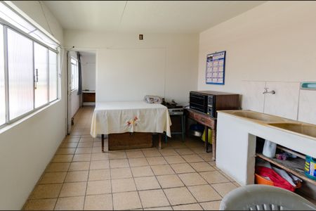 Casa à venda com 353m², 3 quartos e 2 vagas Casa à venda com 353m², 3 quartos e 2 vagasÁrea de serviço