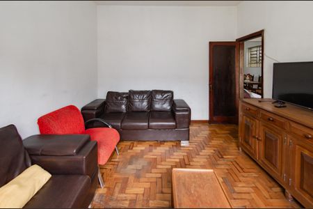 Casa à venda com 353m², 3 quartos e 2 vagas Casa à venda com 353m², 3 quartos e 2 vagasQuarto 2