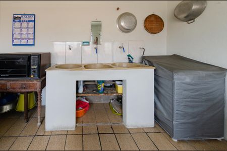 Casa à venda com 353m², 3 quartos e 2 vagas Casa à venda com 353m², 3 quartos e 2 vagasÁrea de serviço