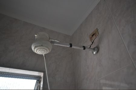 Casa para alugar com 70m², 2 quartos e 2 vagasBanheiro da Suíte 2