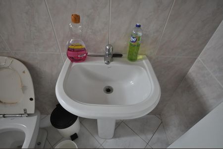 Casa para alugar com 70m², 2 quartos e 2 vagasBanheiro da Suíte 2