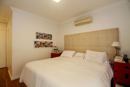 Apartamento à venda com 173m², 3 quartos e 3 vagas Apartamento à venda com 173m², 3 quartos e 3 vagasSuíte 1
