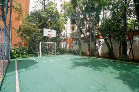 Apartamento à venda com 173m², 3 quartos e 3 vagas Apartamento à venda com 173m², 3 quartos e 3 vagasÁrea Comum - Quadra Poliesportiva