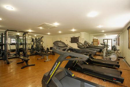 Apartamento à venda com 173m², 3 quartos e 3 vagas Apartamento à venda com 173m², 3 quartos e 3 vagasÁrea Comum - Academia