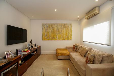 Apartamento à venda com 173m², 3 quartos e 3 vagas Apartamento à venda com 173m², 3 quartos e 3 vagasSala de Jantar