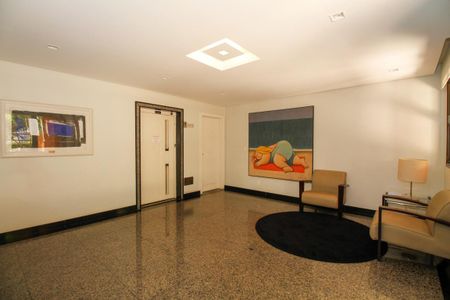 Apartamento à venda com 173m², 3 quartos e 3 vagas Apartamento à venda com 173m², 3 quartos e 3 vagasHall Social
