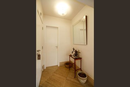 Apartamento à venda com 173m², 3 quartos e 3 vagas Apartamento à venda com 173m², 3 quartos e 3 vagasHall de Entrada