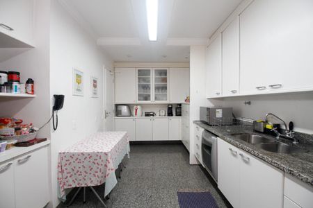 Apartamento à venda com 173m², 3 quartos e 3 vagas Apartamento à venda com 173m², 3 quartos e 3 vagasCozinha