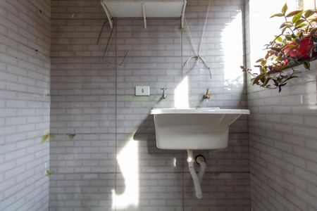 Casa para alugar com 80m², 2 quartos e sem vagaÁrea de Serviço