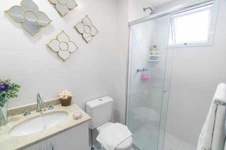 Apartamento à venda com 90m², 2 quartos e 2 vagasBanheiro da Suíte 2