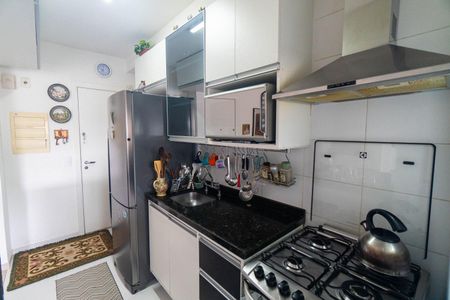 Apartamento à venda com 90m², 2 quartos e 2 vagasCozinha
