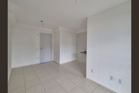 Sala  de apartamento à venda com 2 quartos, 53m² em Barra Olímpica, Rio de Janeiro