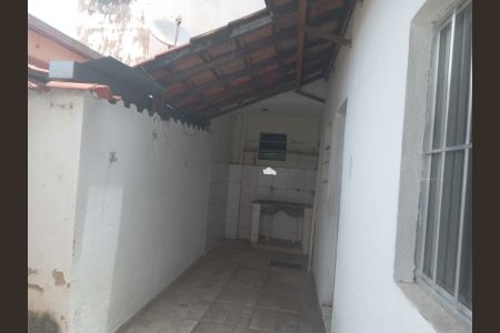Casa para alugar com 1 quarto, 45m² em Piratininga, Belo Horizonte
