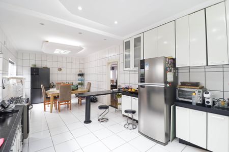 Casa à venda com 850m², 4 quartos e 8 vagas