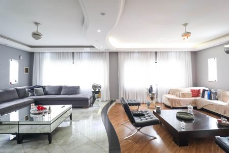 Casa à venda com 4 quartos, 850m² em Tremembé, São Paulo