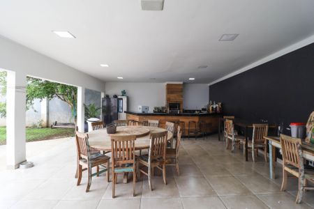 Casa à venda com 850m², 4 quartos e 8 vagas