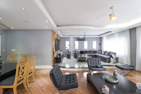 Casa à venda com 850m², 4 quartos e 8 vagas