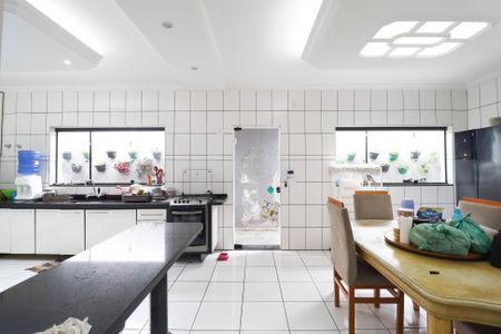 Casa à venda com 850m², 4 quartos e 8 vagas