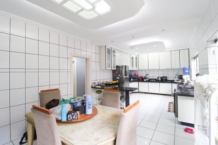 Casa à venda com 850m², 4 quartos e 8 vagas