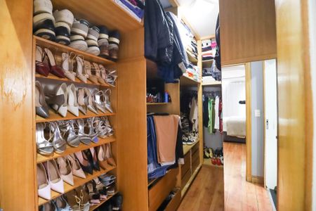 Casa à venda com 850m², 4 quartos e 8 vagas