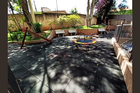 Apartamento para alugar com 55m², 2 quartos e 1 vaga Apartamento para alugar com 55m², 2 quartos e 1 vagaPlayground