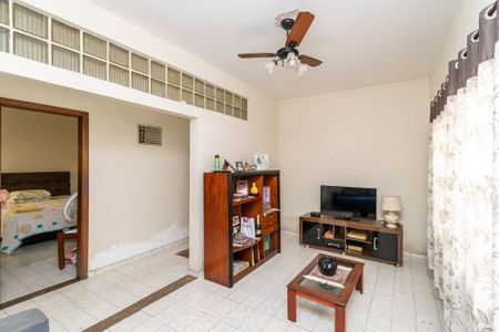 Casa à venda com 180m², 7 quartos e 2 vagas1º andar - Sala