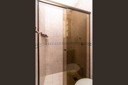 Casa à venda com 180m², 7 quartos e 2 vagas1º andar - Banheiro da Suíte 1