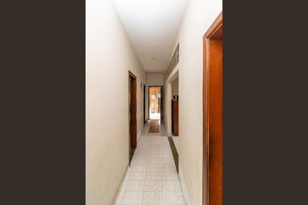 Casa à venda com 180m², 7 quartos e 2 vagas1º andar - Corredor