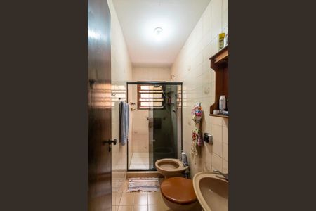 Casa à venda com 180m², 7 quartos e 2 vagas1º andar - Banheiro social