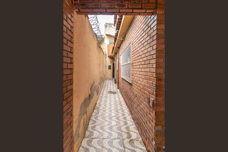 Casa à venda com 180m², 7 quartos e 2 vagas2º andar - Varanda e Garagem