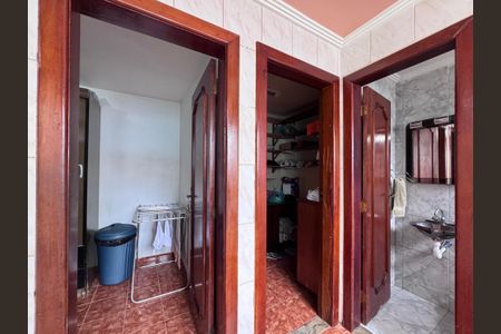 Casa de condomínio à venda com 562m², 4 quartos e 4 vagas