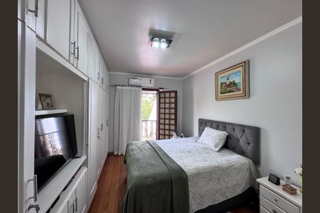 Casa de condomínio à venda com 562m², 4 quartos e 4 vagas Casa de condomínio à venda com 562m², 4 quartos e 4 vagasSuíte 1