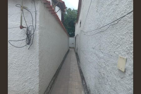 Casa para alugar com 1 quarto, 40m² em Piratininga, Belo Horizonte