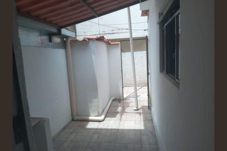 Casa para alugar com 40m², 1 quarto e sem vaga