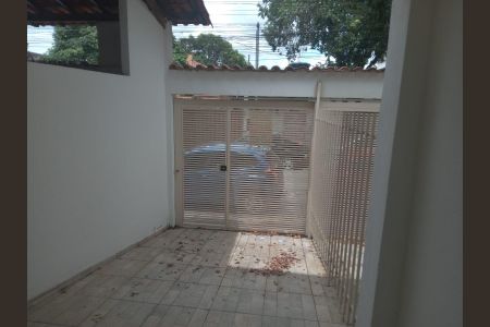 Casa para alugar com 83m², 3 quartos e 1 vaga