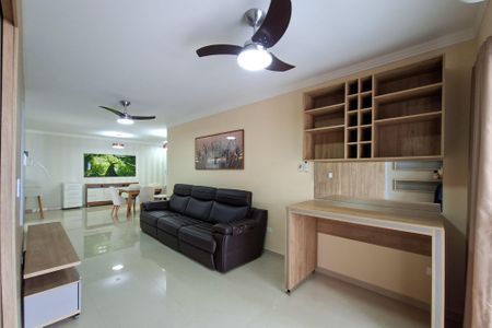 Apartamento para alugar com 126m², 2 quartos e 2 vagasSala