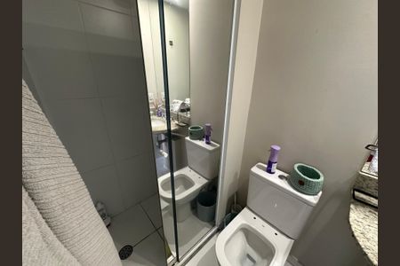 Apartamento para alugar com 60m², 2 quartos e 1 vaga Apartamento para alugar com 60m², 2 quartos e 1 vagaBanheiro da Suíte