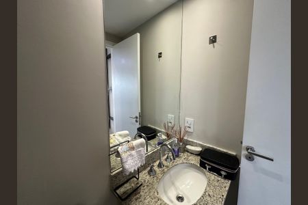 Apartamento para alugar com 60m², 2 quartos e 1 vaga Apartamento para alugar com 60m², 2 quartos e 1 vagaBanheiro da Suíte