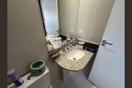 Apartamento para alugar com 60m², 2 quartos e 1 vaga Apartamento para alugar com 60m², 2 quartos e 1 vagaBanheiro da Suíte