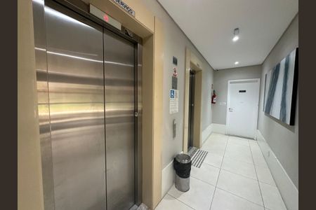 Apartamento para alugar com 60m², 2 quartos e 1 vaga Apartamento para alugar com 60m², 2 quartos e 1 vagaHall de entrada