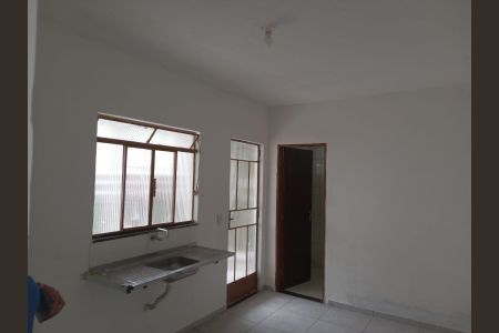 Casa para alugar com 60m², 3 quartos e 1 vaga