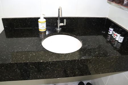 Apartamento à venda com 260m², 5 quartos e 1 vagaBanheiro 2