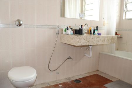 Apartamento à venda com 260m², 5 quartos e 1 vagaBanheiro 1